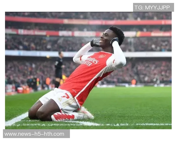 阿森纳与纽卡比赛裁判失误麦克风未关致萨卡被误听解释