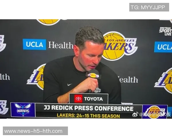 下半场防守失控雷迪克坦言无法阻止对手冲击油漆区