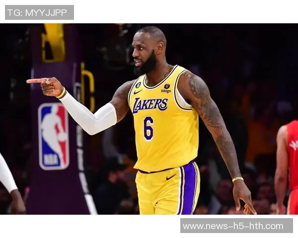 湖人是否会通过策略逼迫勒布朗提前退役的深度分析 湖人是否会通过策略逼迫勒布朗提前退役的深度分析