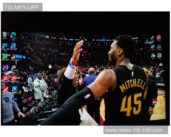 骑士全队火力全开十人得分六人上双五人突破二十分 骑士全队火力全开十人得分六人上双五人突破二十分